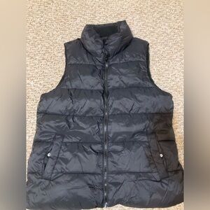 Old navy Black Puffer Vest